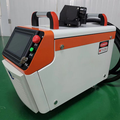 Máquina de limpeza a laser 300 W para remoção de tinta a óleo de ferrugem portátil Limpador a laser de fibra