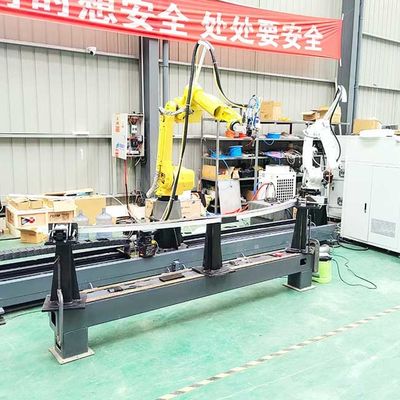 Máquina de corte a laser 3D utilizada para cortar bordas e furos de várias peças de revestimento e revestimentos de chapa metálica